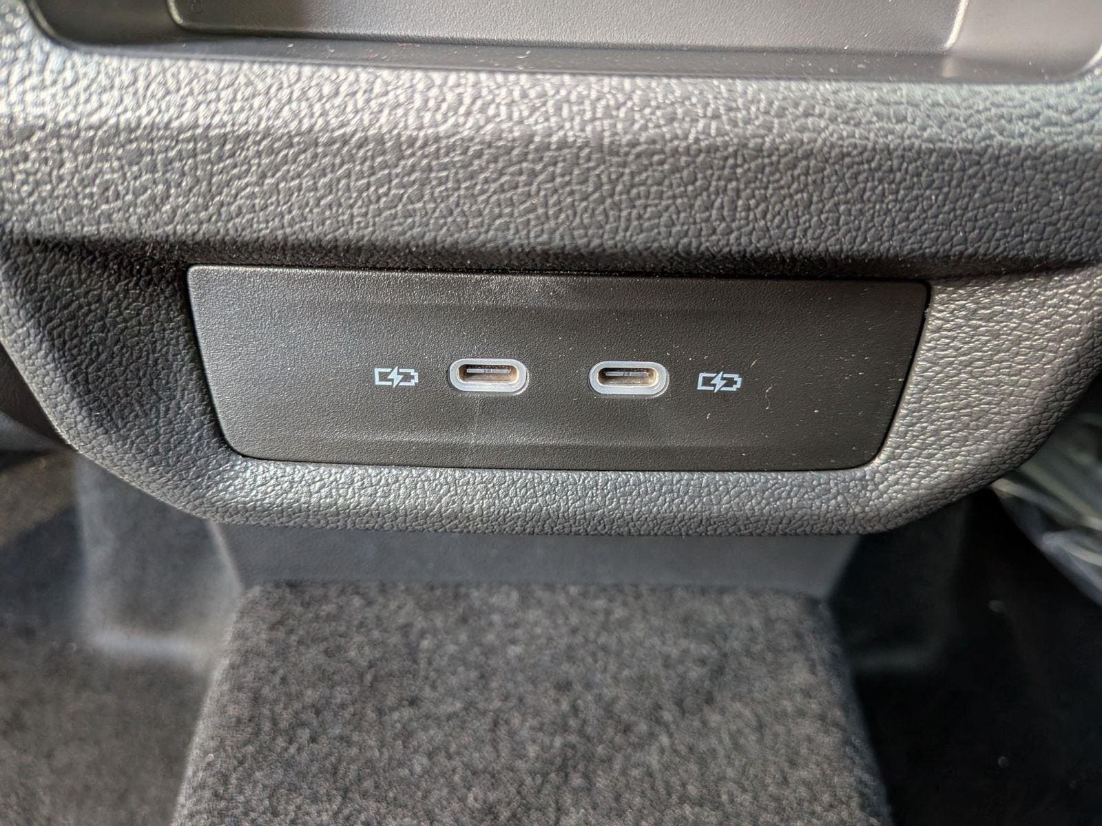 2026 Volkswagen Taos SE - Photo 27