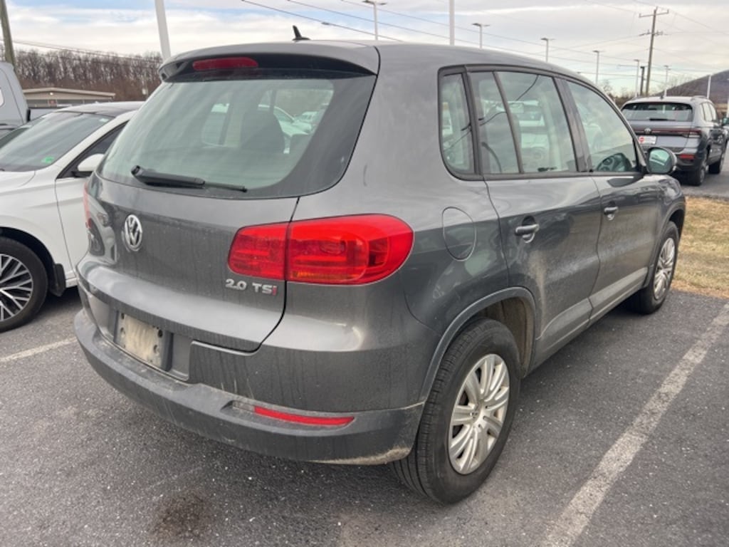 Used 2014 Volkswagen Tiguan S SUV