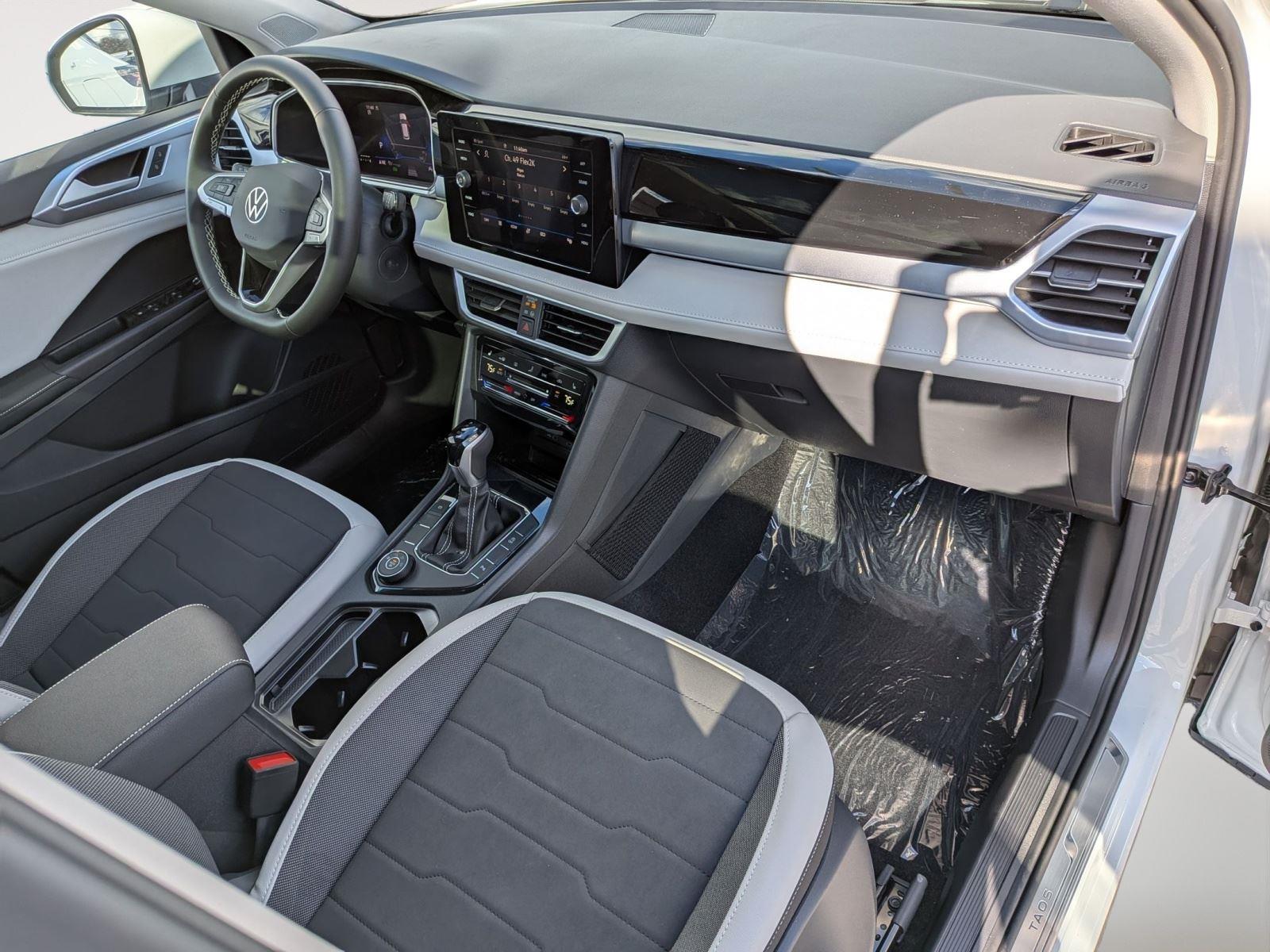 2026 Volkswagen Taos SE - Photo 32