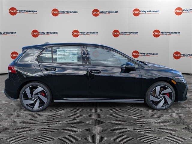 2026 Volkswagen Golf GTI S photo 4