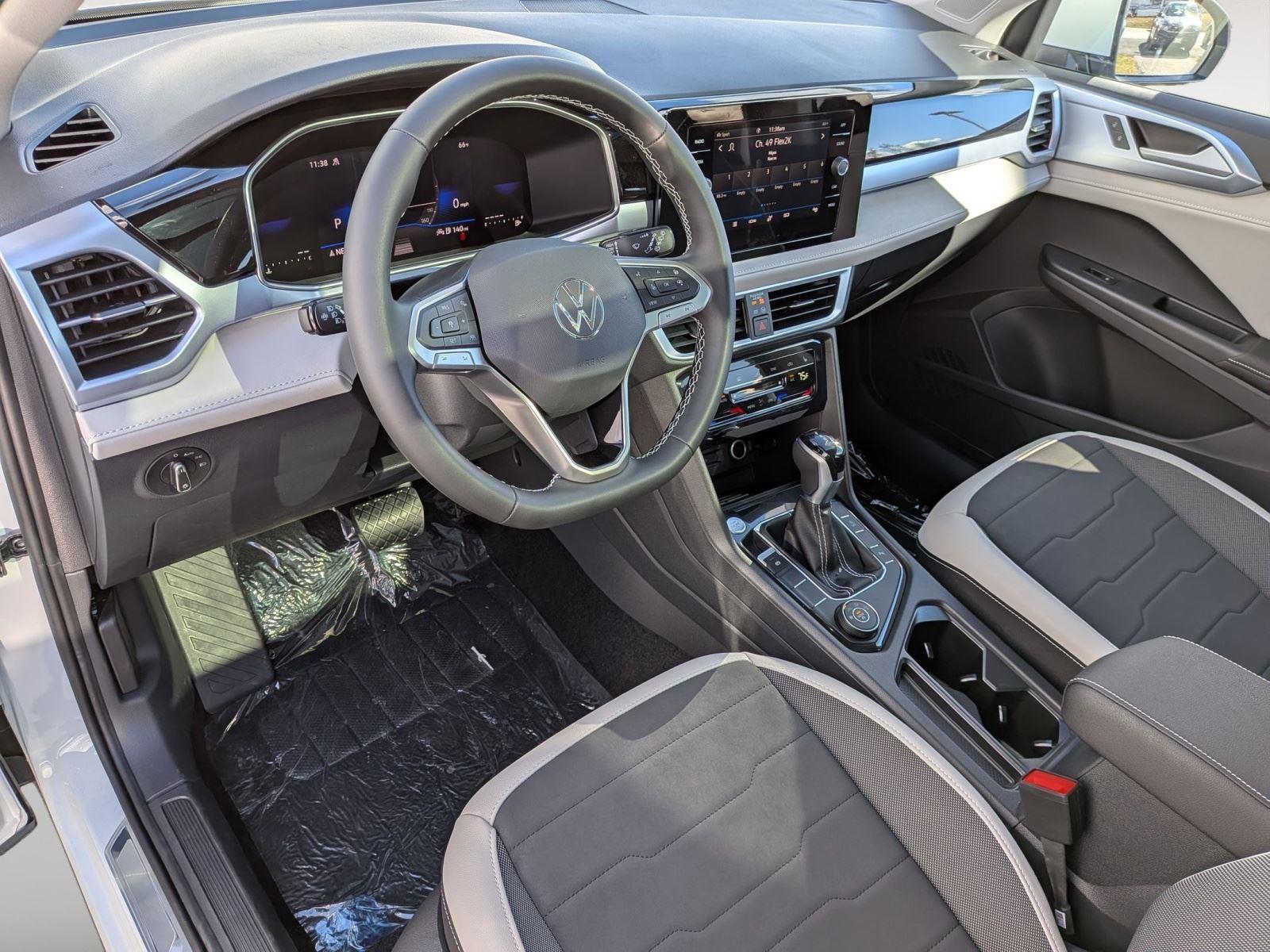 2026 Volkswagen Taos SE - Photo 11