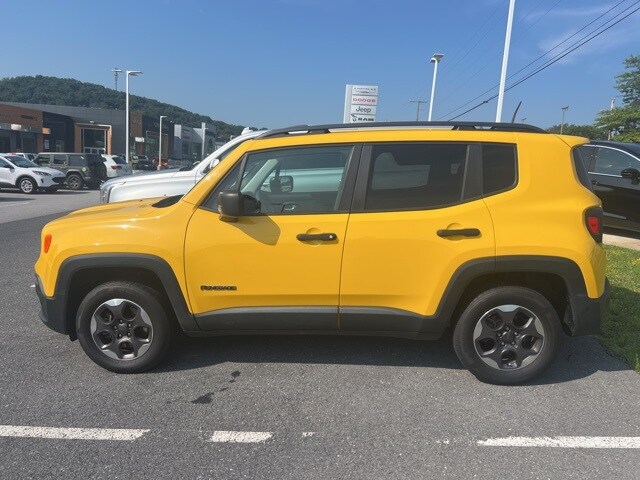 Used 2018 Jeep Renegade Sport with VIN ZACCJBAB1JPH18531 for sale in Staunton, VA