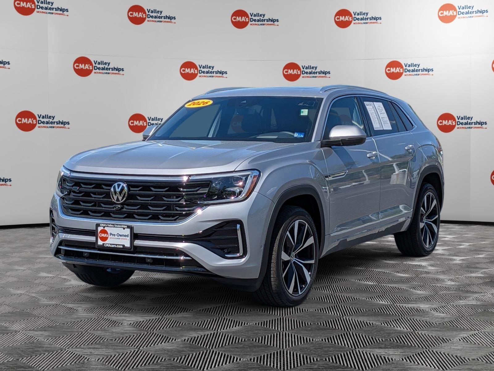 2026 Volkswagen Atlas Cross Sport 2.0T SEL Premium R-Line 4MOTION's photo
