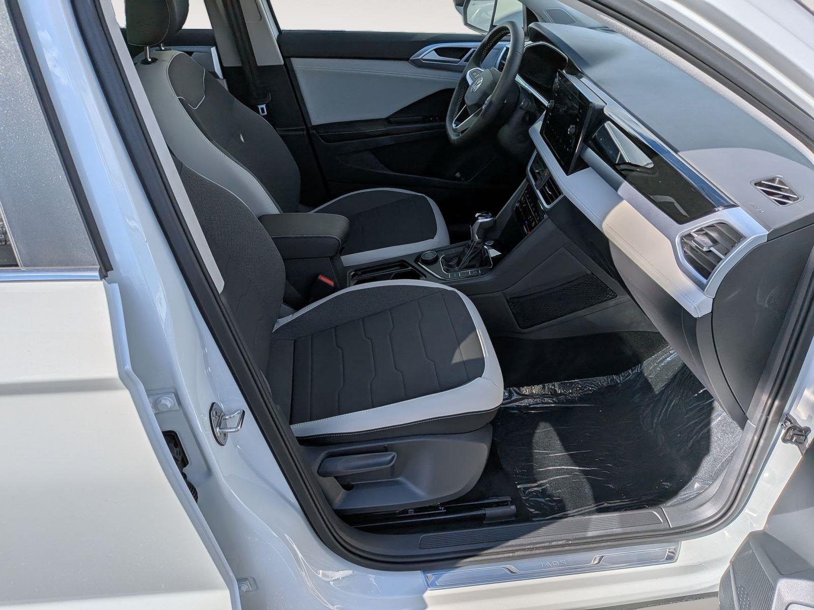 2026 Volkswagen Taos SE - Photo 31