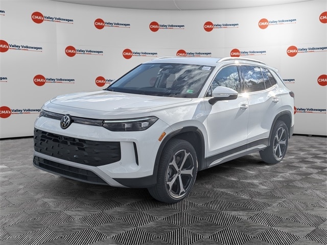 2026 Volkswagen Tiguan SE's photo