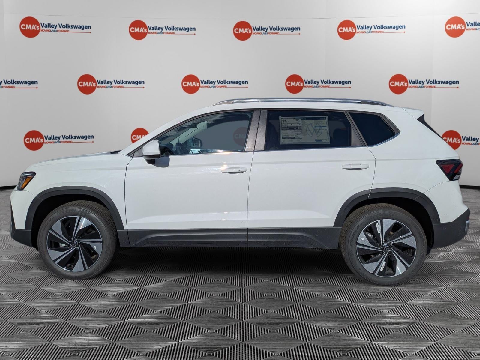 2026 Volkswagen Taos SE - Photo 8