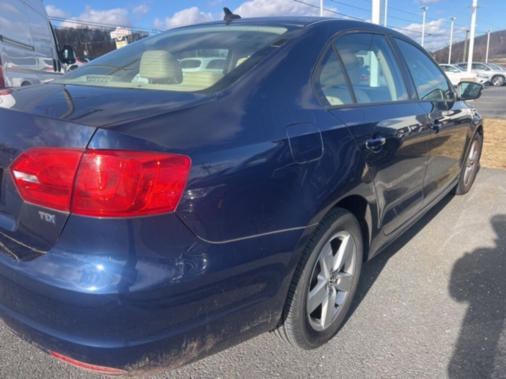 Used 2012 Volkswagen Jetta TDI Sedan