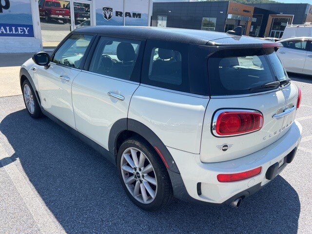 2019 Mini Clubman Base S ALL4 photo 3