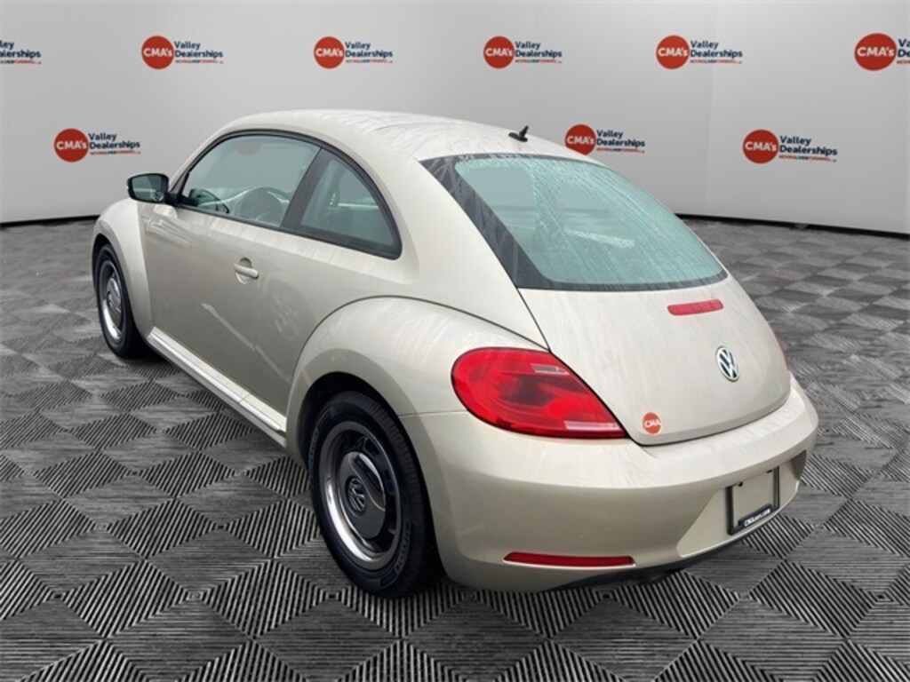 Used 2012 Volkswagen Beetle 2.5L Hatchback