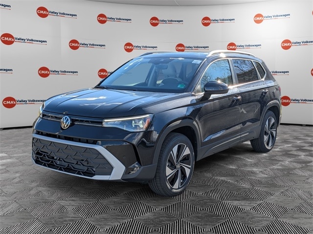 2026 Volkswagen Taos SE's photo