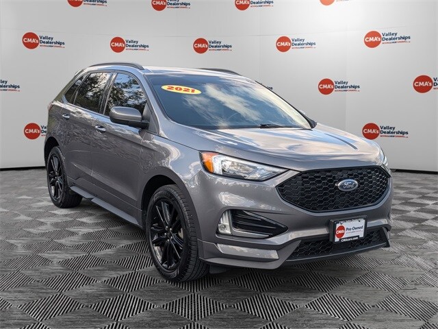 2021 Ford Edge ST photo 3
