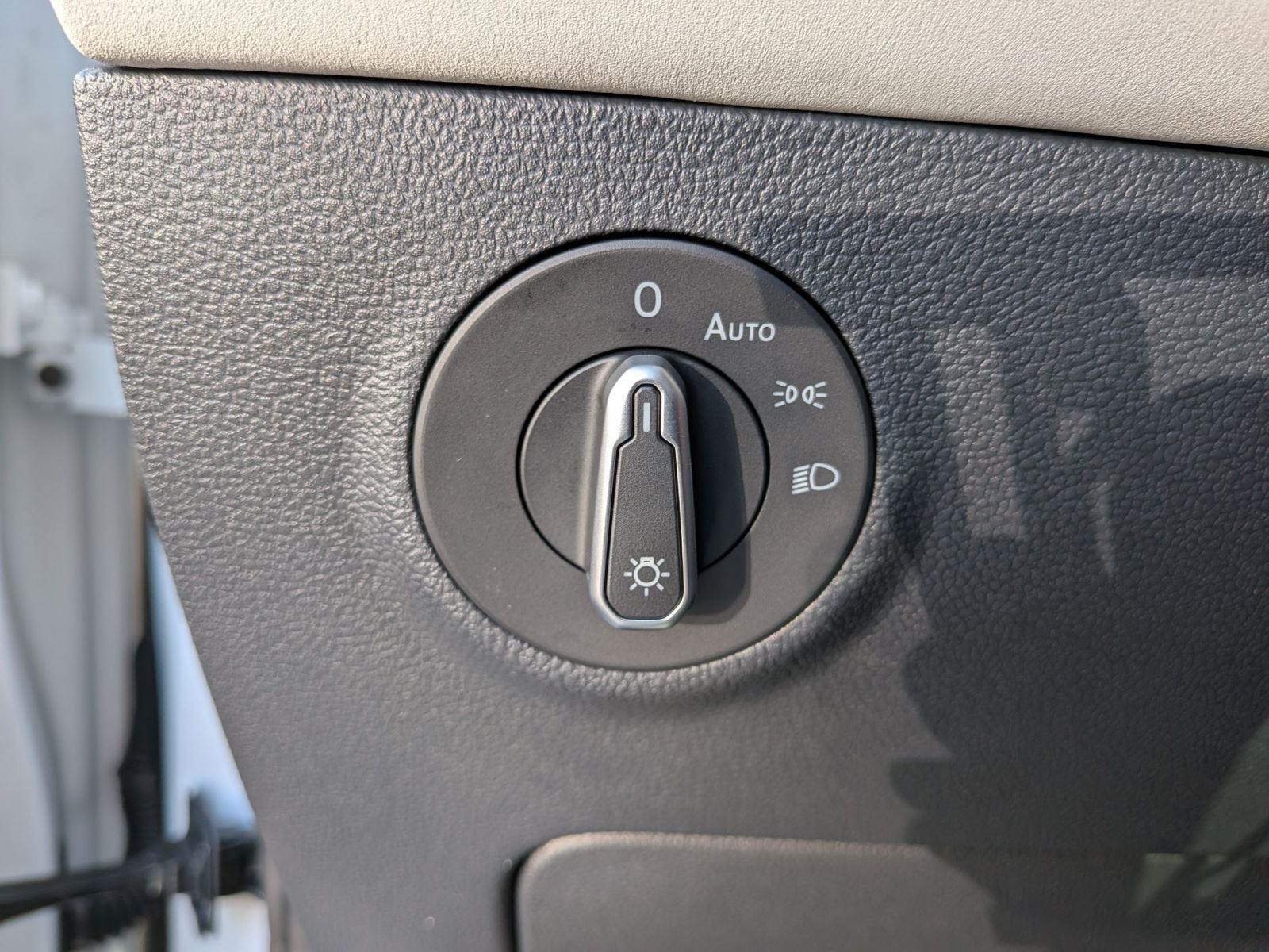 2026 Volkswagen Taos SE - Photo 22
