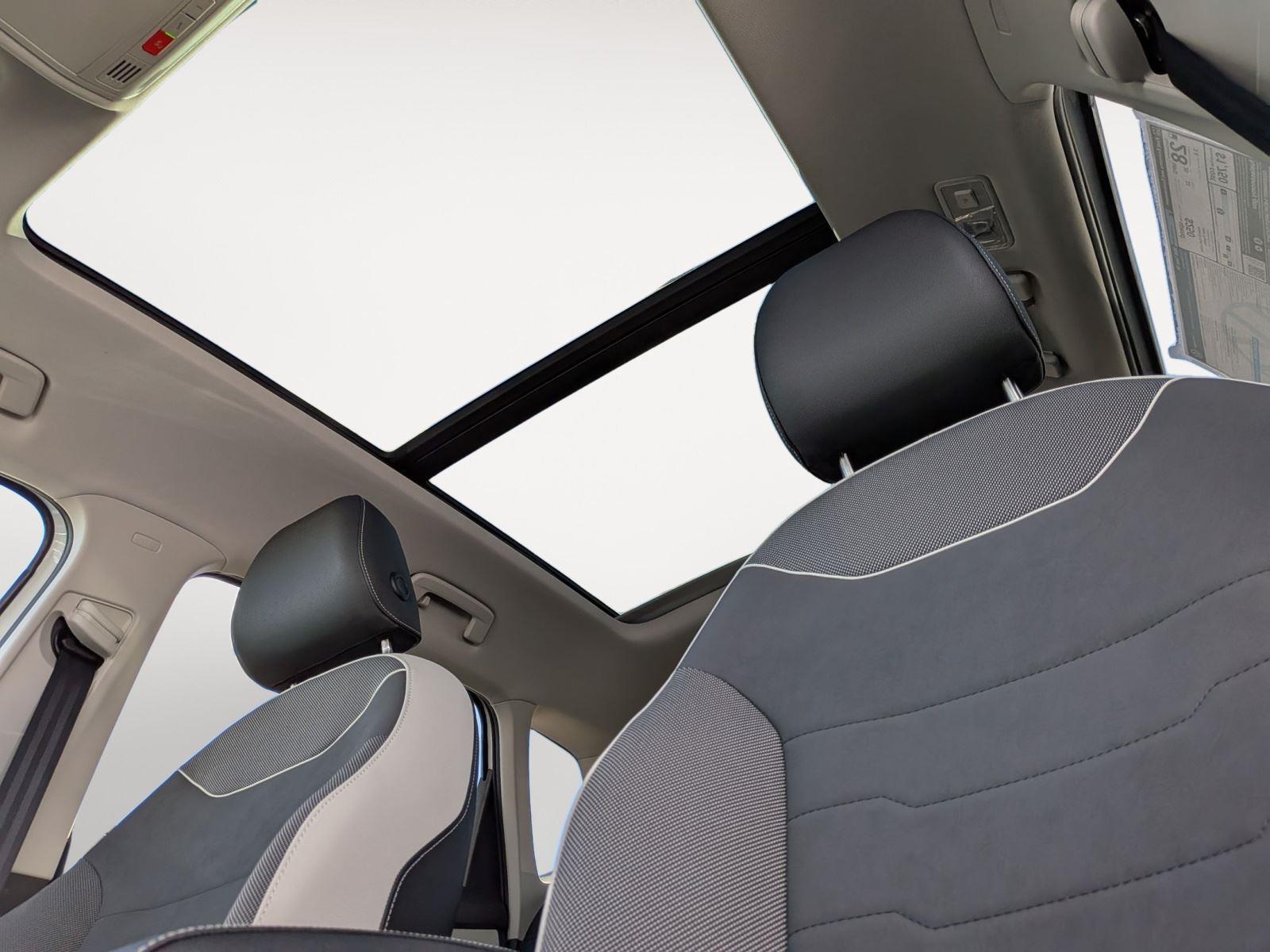 2026 Volkswagen Taos SE - Photo 24
