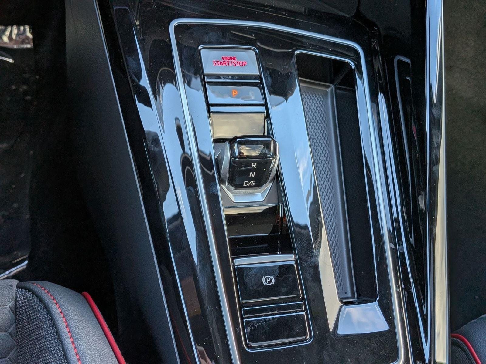 2026 Volkswagen Golf GTI SE - Photo 16