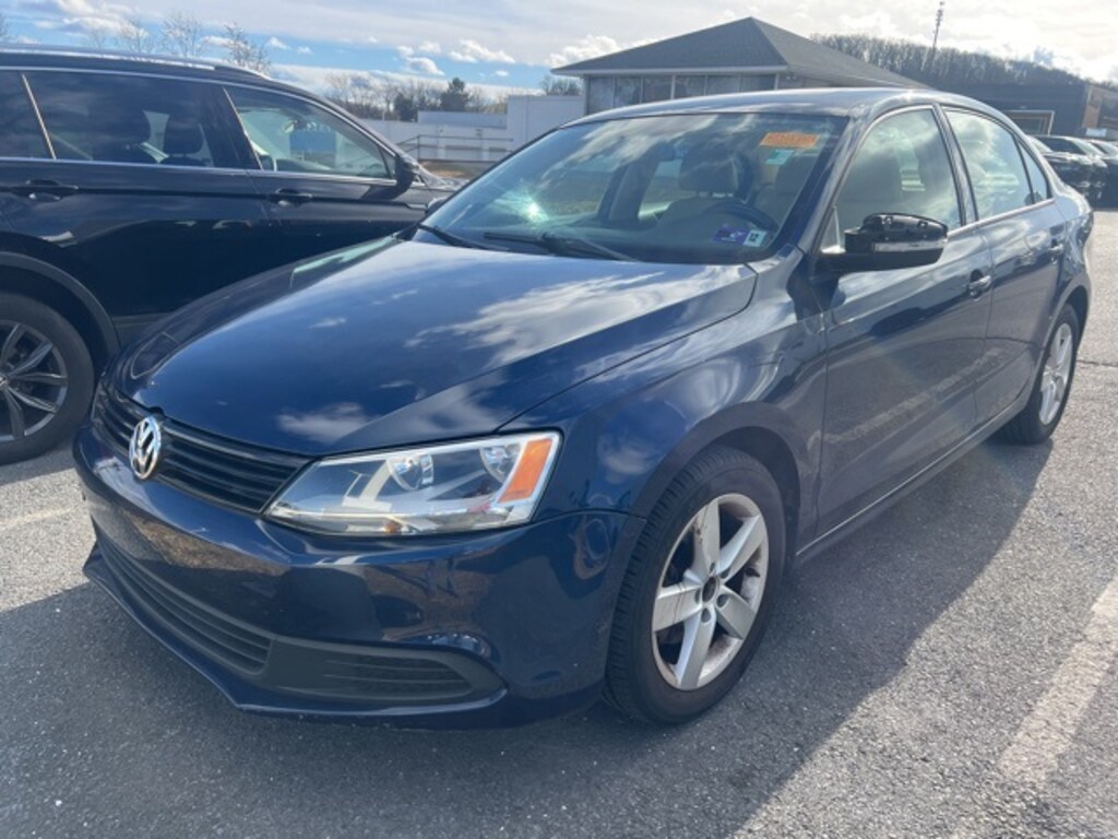 Used 2012 Volkswagen Jetta TDI Sedan