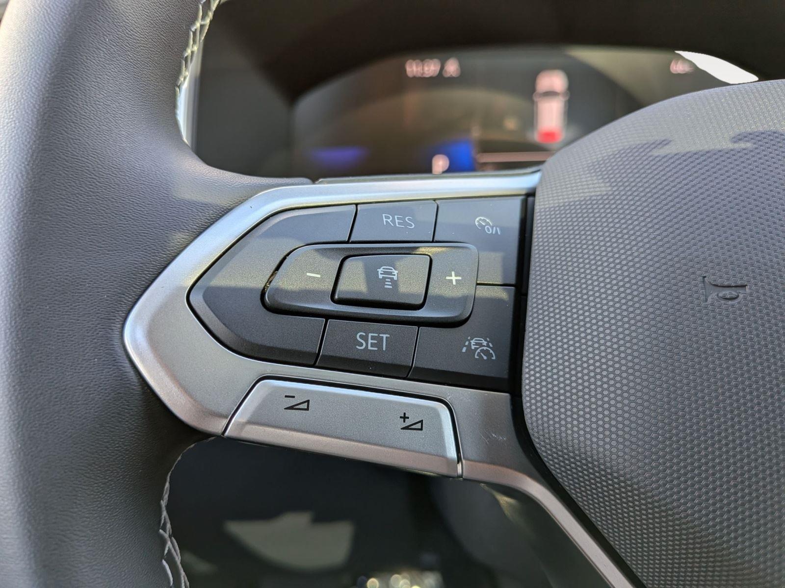 2026 Volkswagen Taos SE - Photo 13