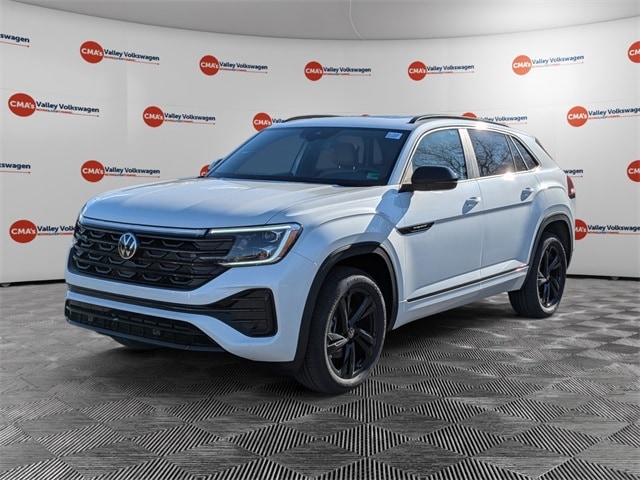 2026 Volkswagen Atlas Cross Sport SEL R-LINE's photo