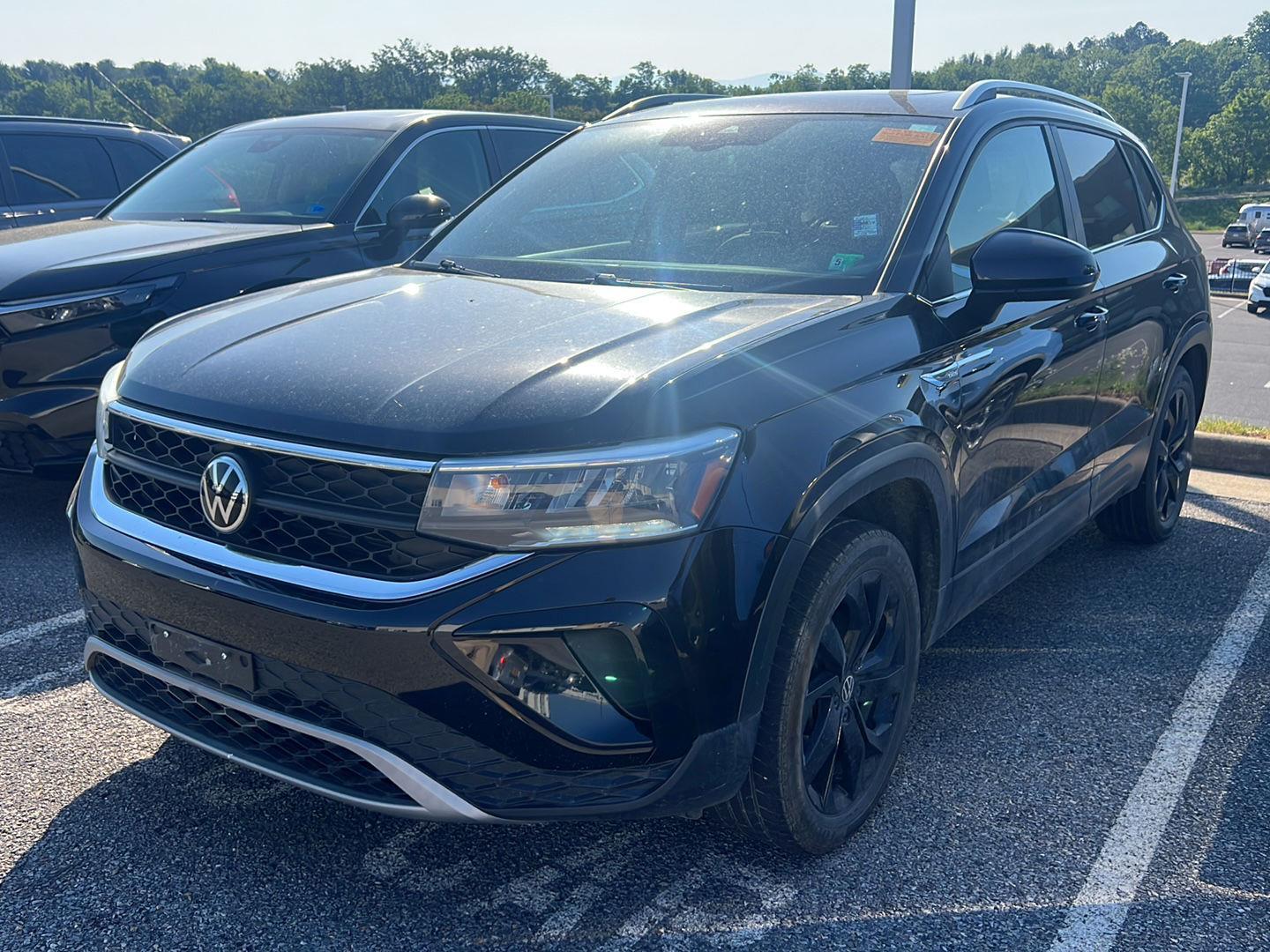 2022 Volkswagen Taos 1.5T SE 4Motion's photo