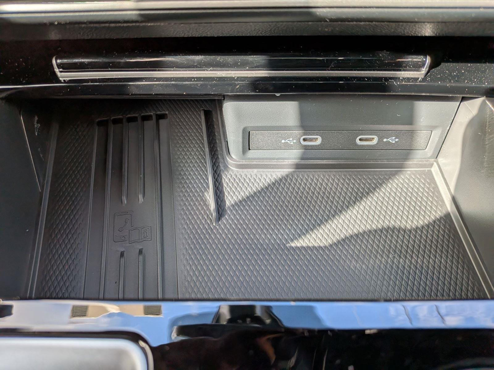 2026 Volkswagen Atlas Cross Sport SEL - Photo 18