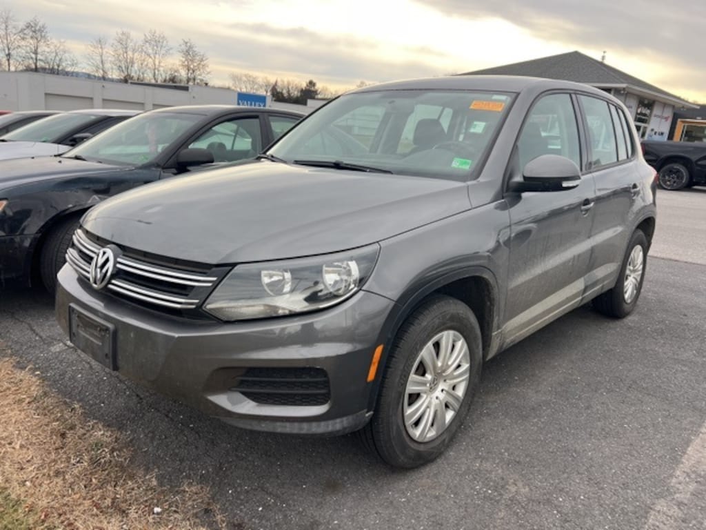 Used 2014 Volkswagen Tiguan S SUV