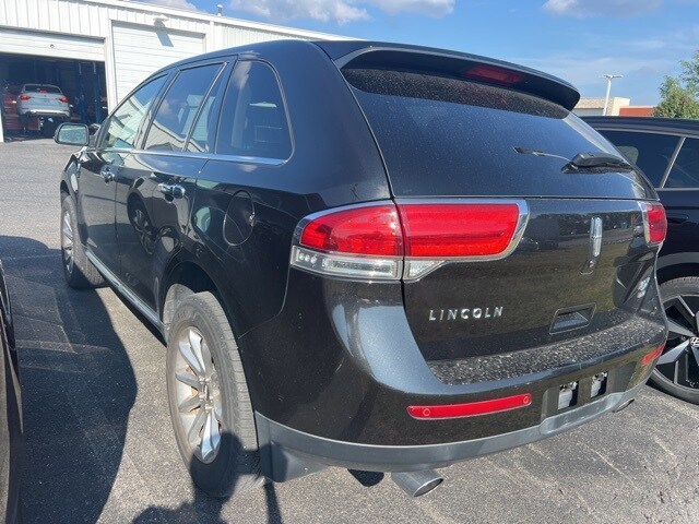 2013 Lincoln MKX Base photo 2