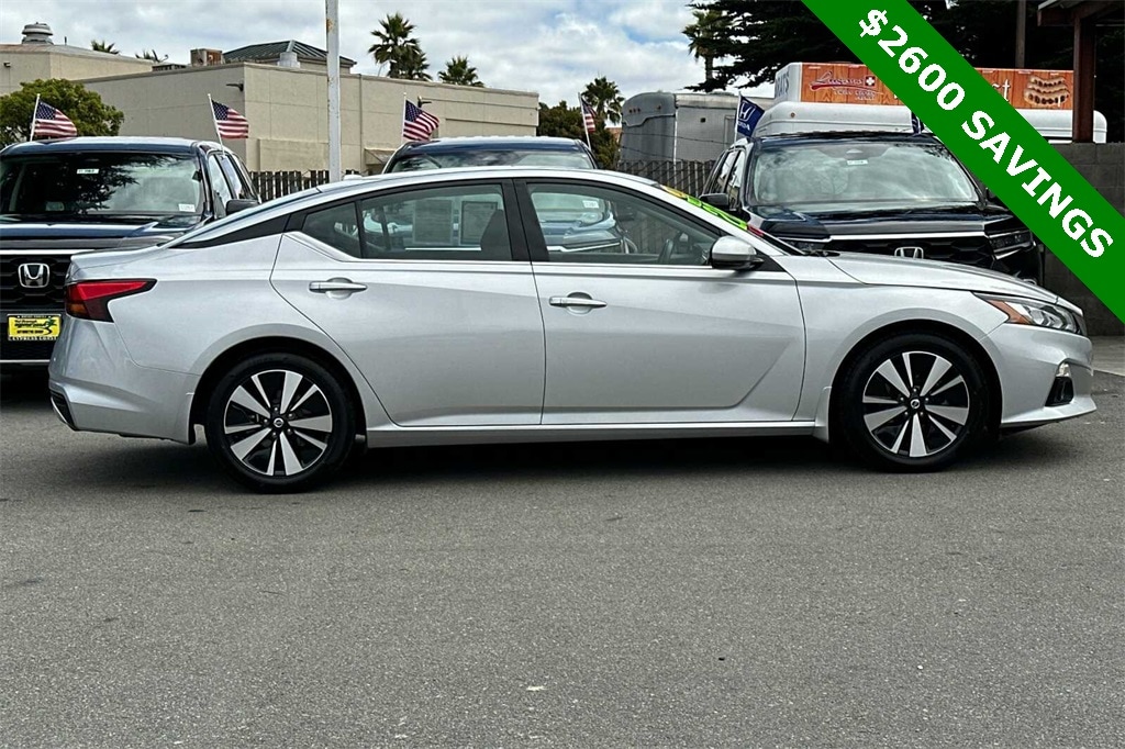 Used 2019 Nissan Altima SV with VIN 1N4BL4DV9KC144182 for sale in Seaside, CA