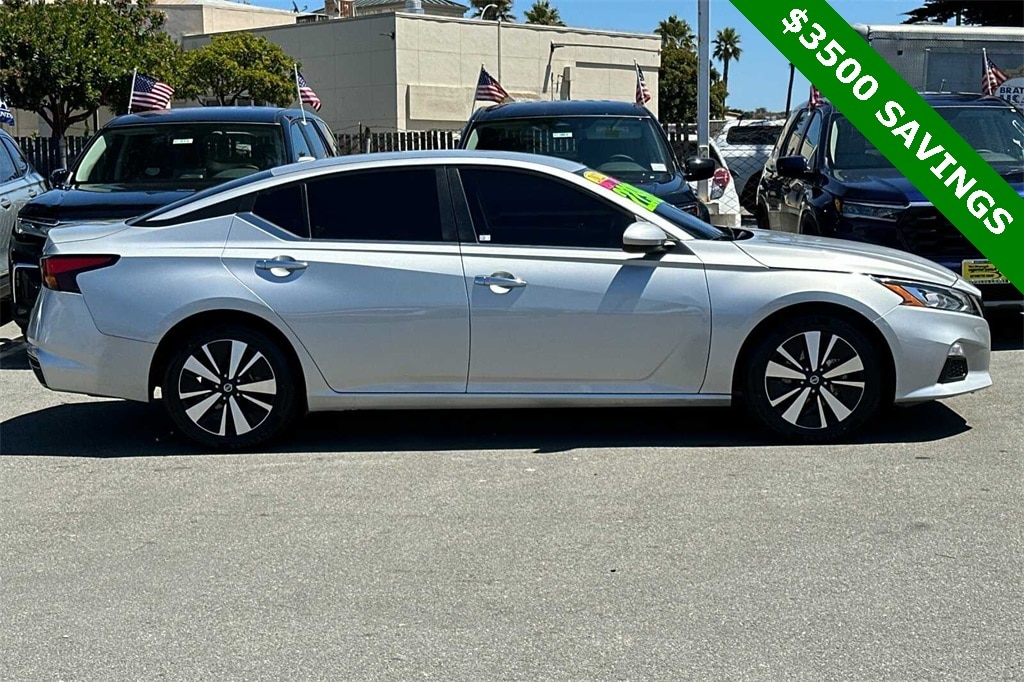 Used 2022 Nissan Altima SV with VIN 1N4BL4DV1NN315483 for sale in Seaside, CA