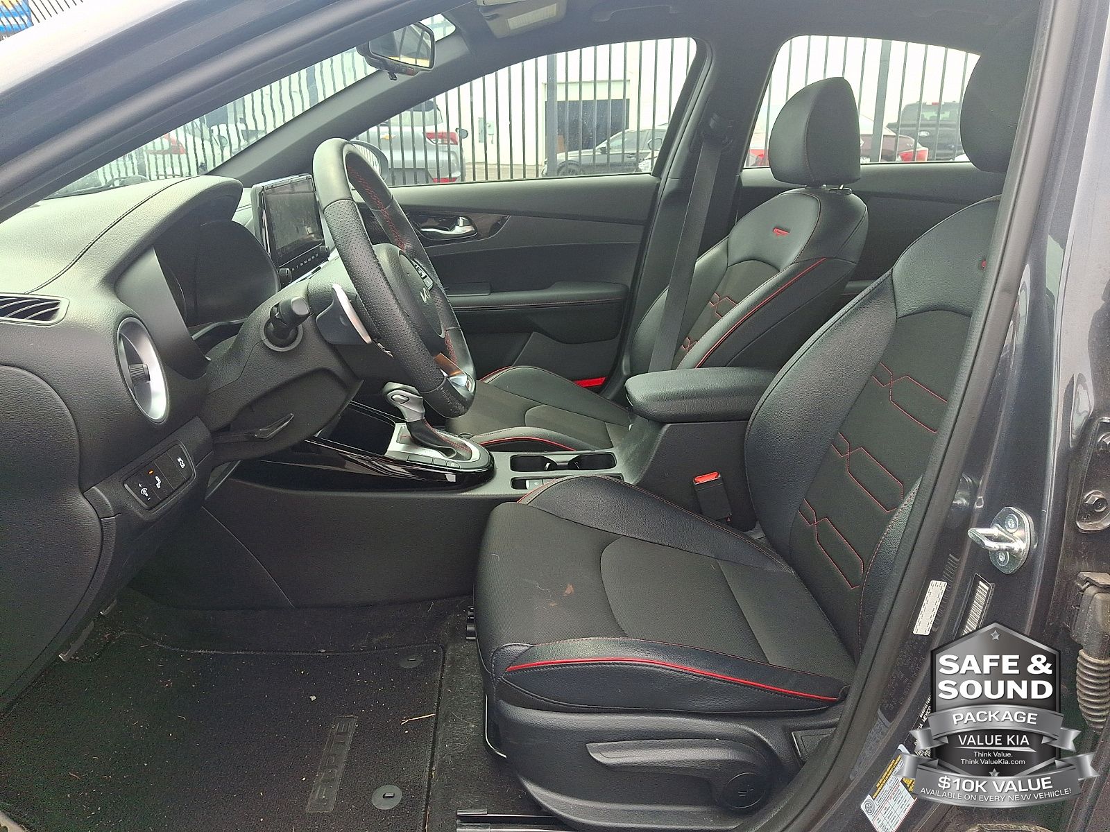 2024 Kia Forte GT - Photo 14