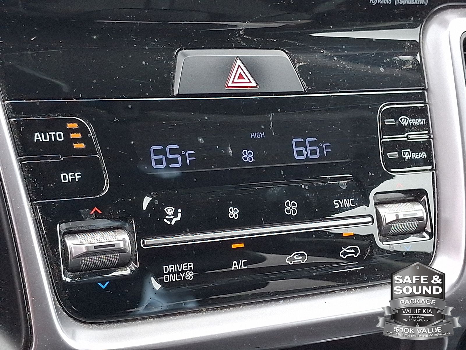 2023 Kia Sorento EX Hybrid - Photo 18