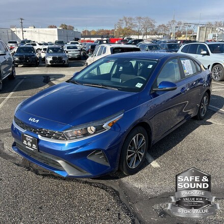 2023 Kia Forte LXS Sedan