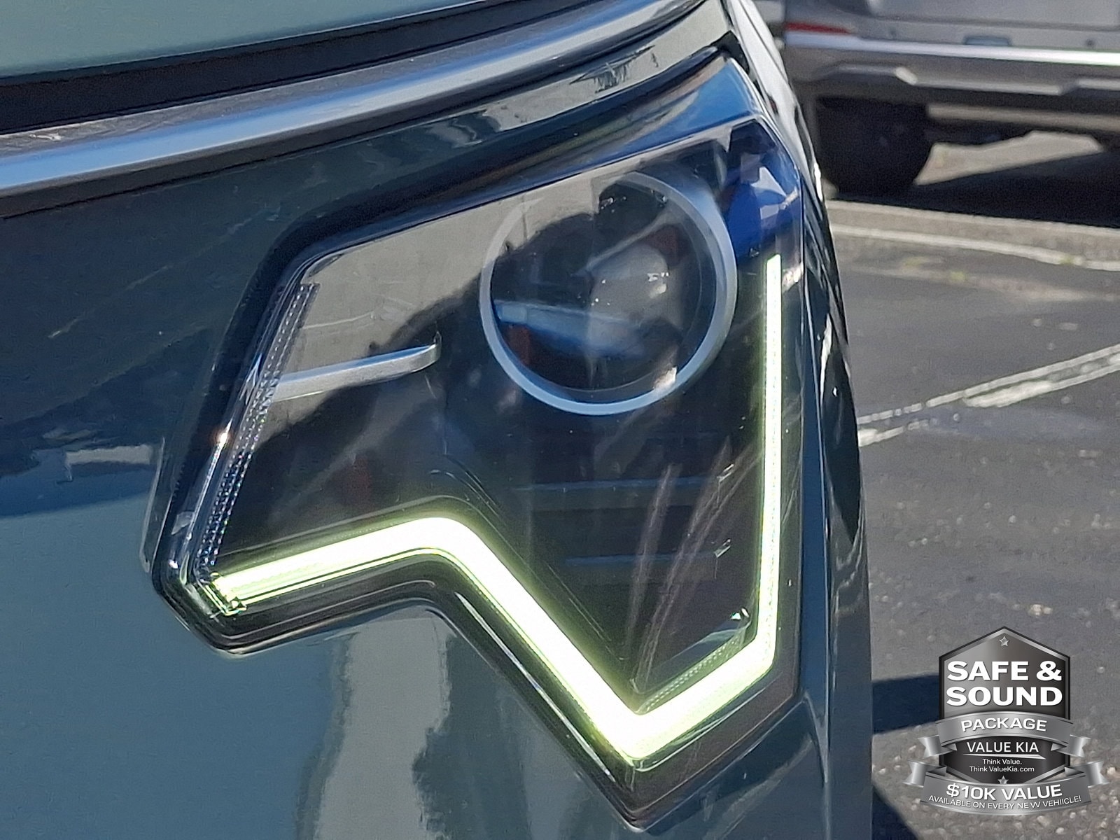 2023 Kia Niro EX - Photo 10