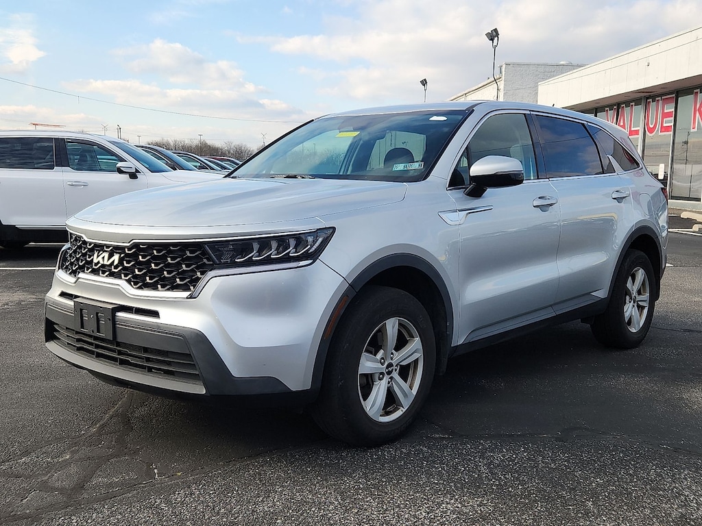 Certified 2022 Kia Sorento LX SUV