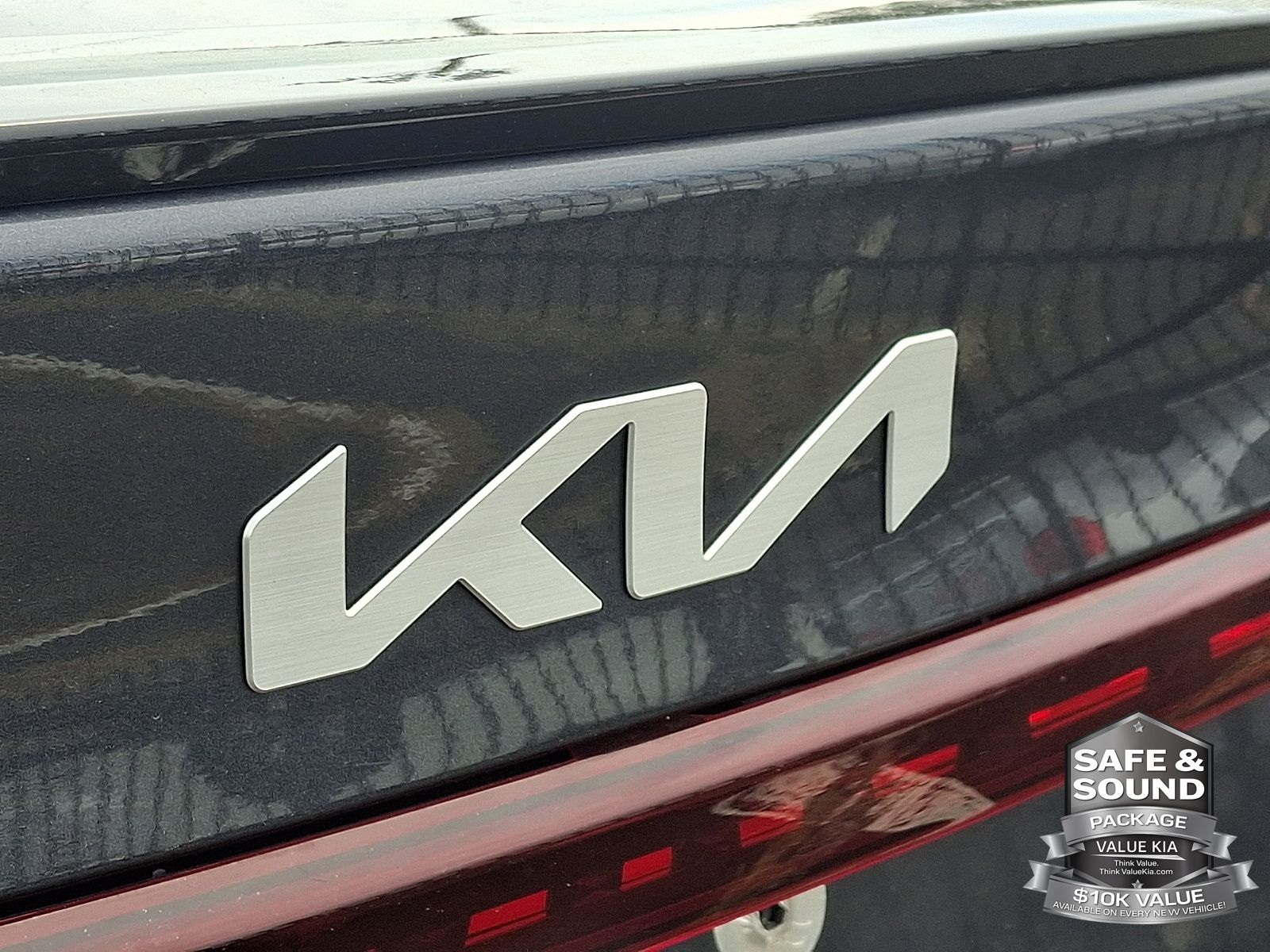 2024 Kia Forte GT - Photo 30