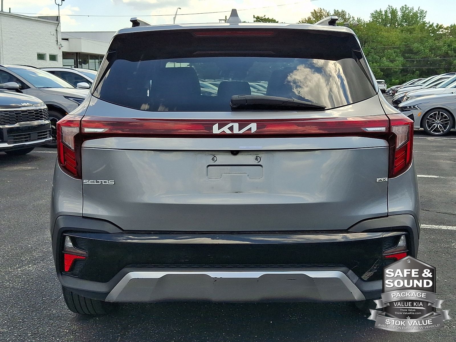 2024 Kia Seltos EX - Photo 5