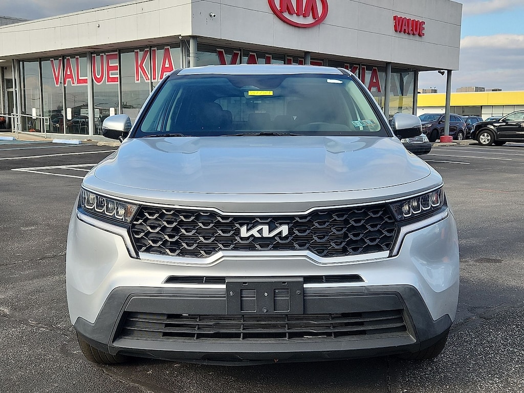 Certified 2022 Kia Sorento LX SUV