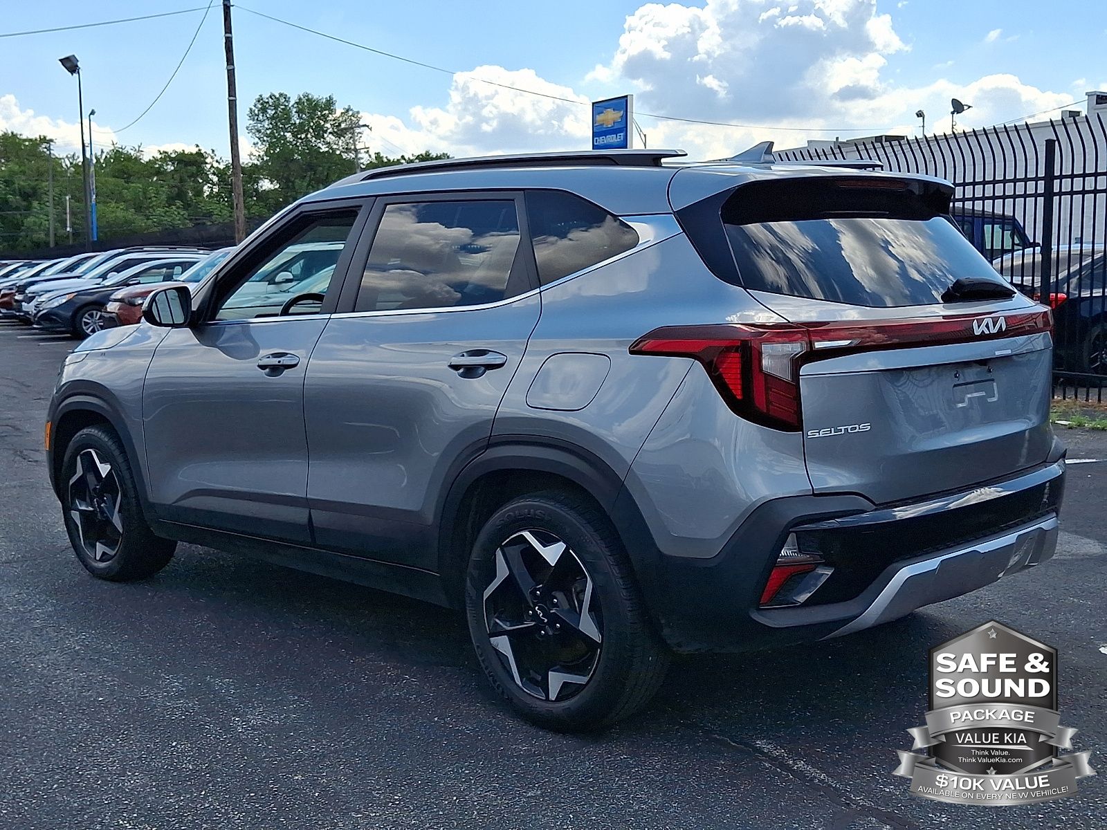 2024 Kia Seltos EX - Photo 4