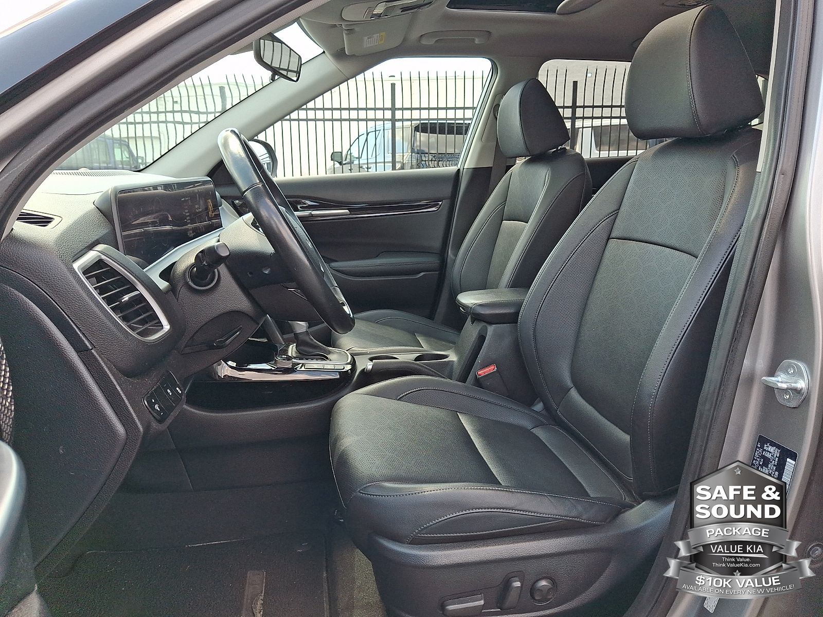 2024 Kia Seltos EX - Photo 14