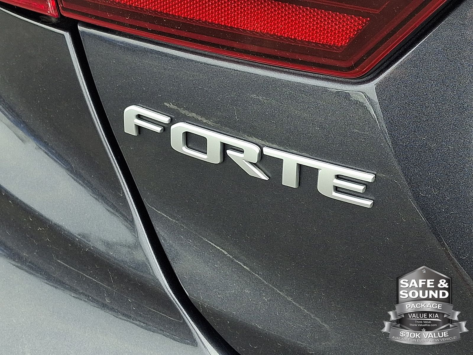 2024 Kia Forte GT - Photo 29