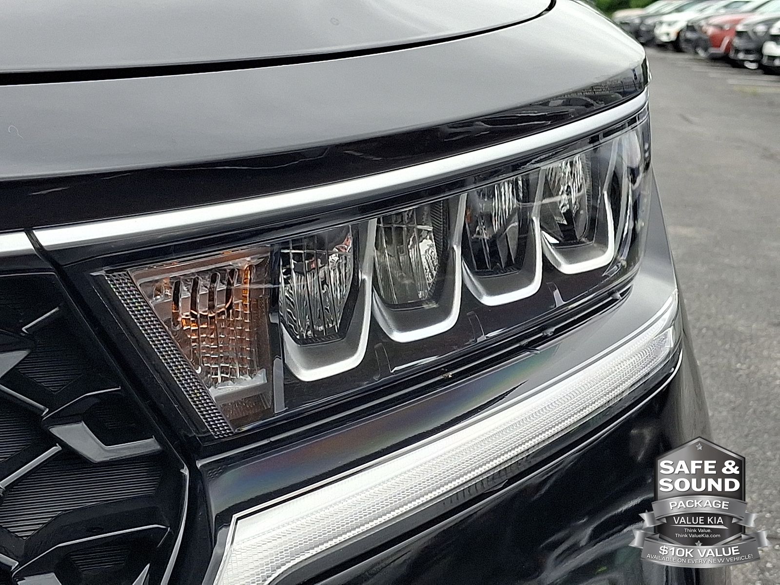 2023 Kia Sorento EX Hybrid - Photo 10