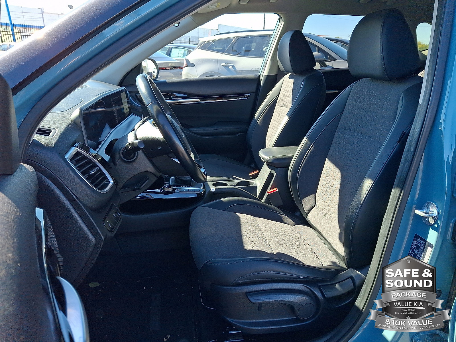 2024 Kia Seltos S - Photo 15