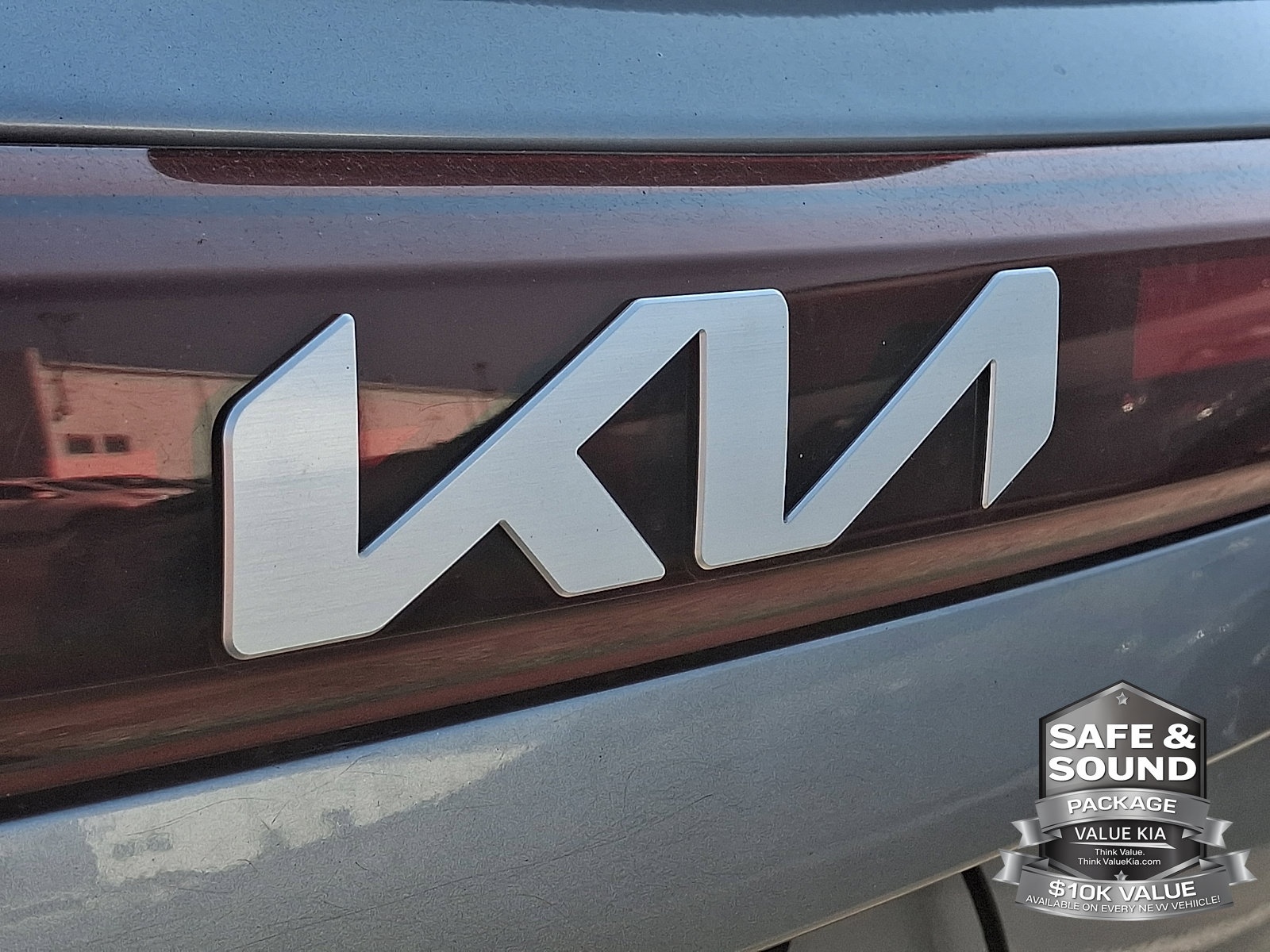 2024 Kia Seltos S - Photo 28