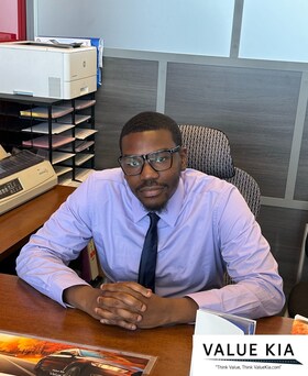 Staff member Hassan Darby from ID_562a80