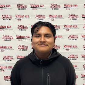 Staff member Elvis Cortes from ID_562a80