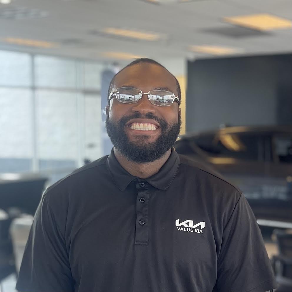 Staff member Kuron Betha from ID_562a80