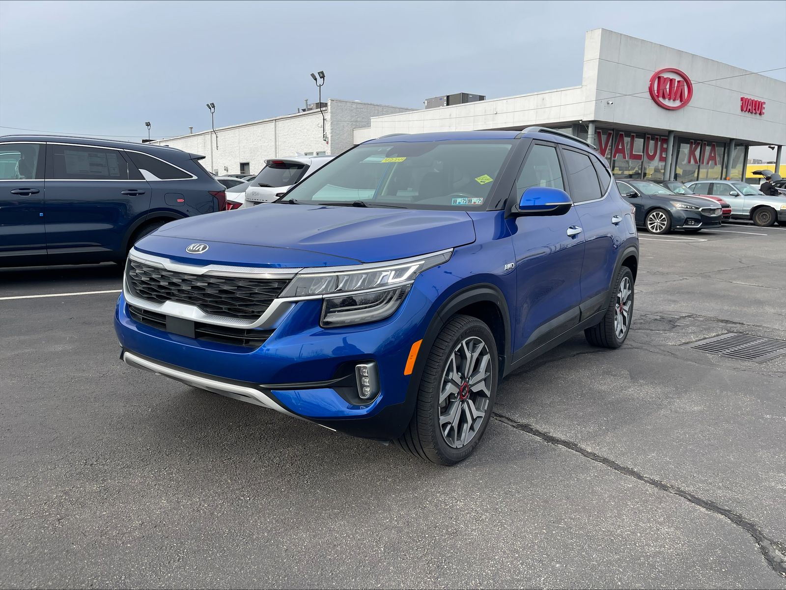 2021 Kia Seltos SX's photo