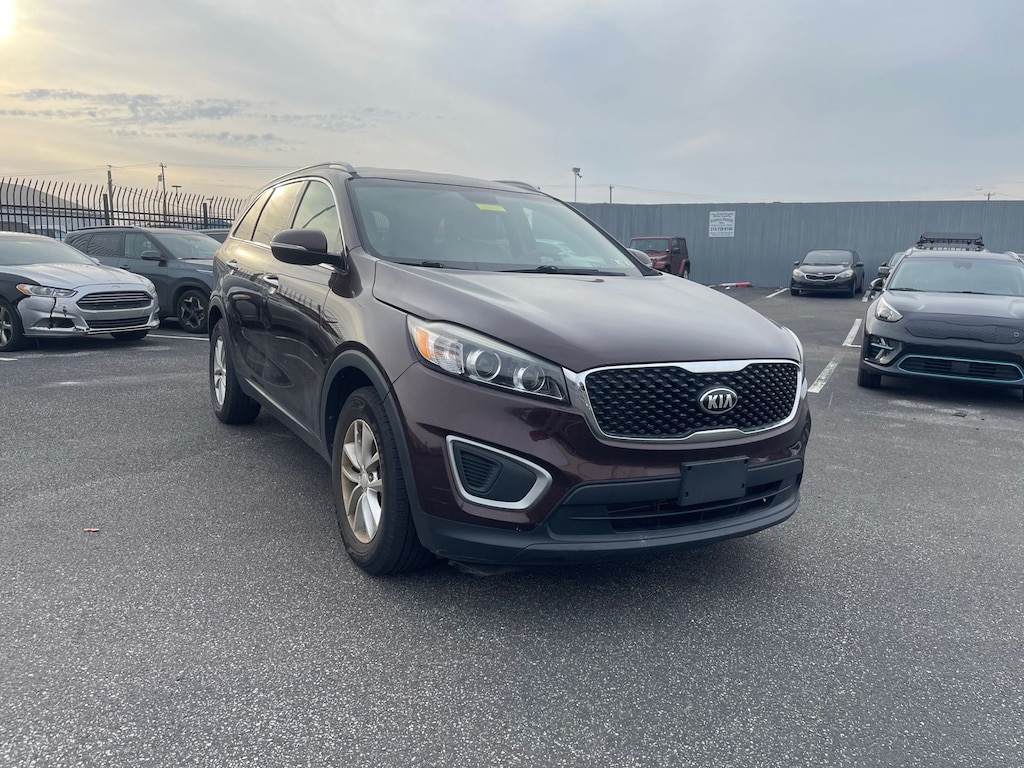 Used 2016 Kia Sorento LX SUV
