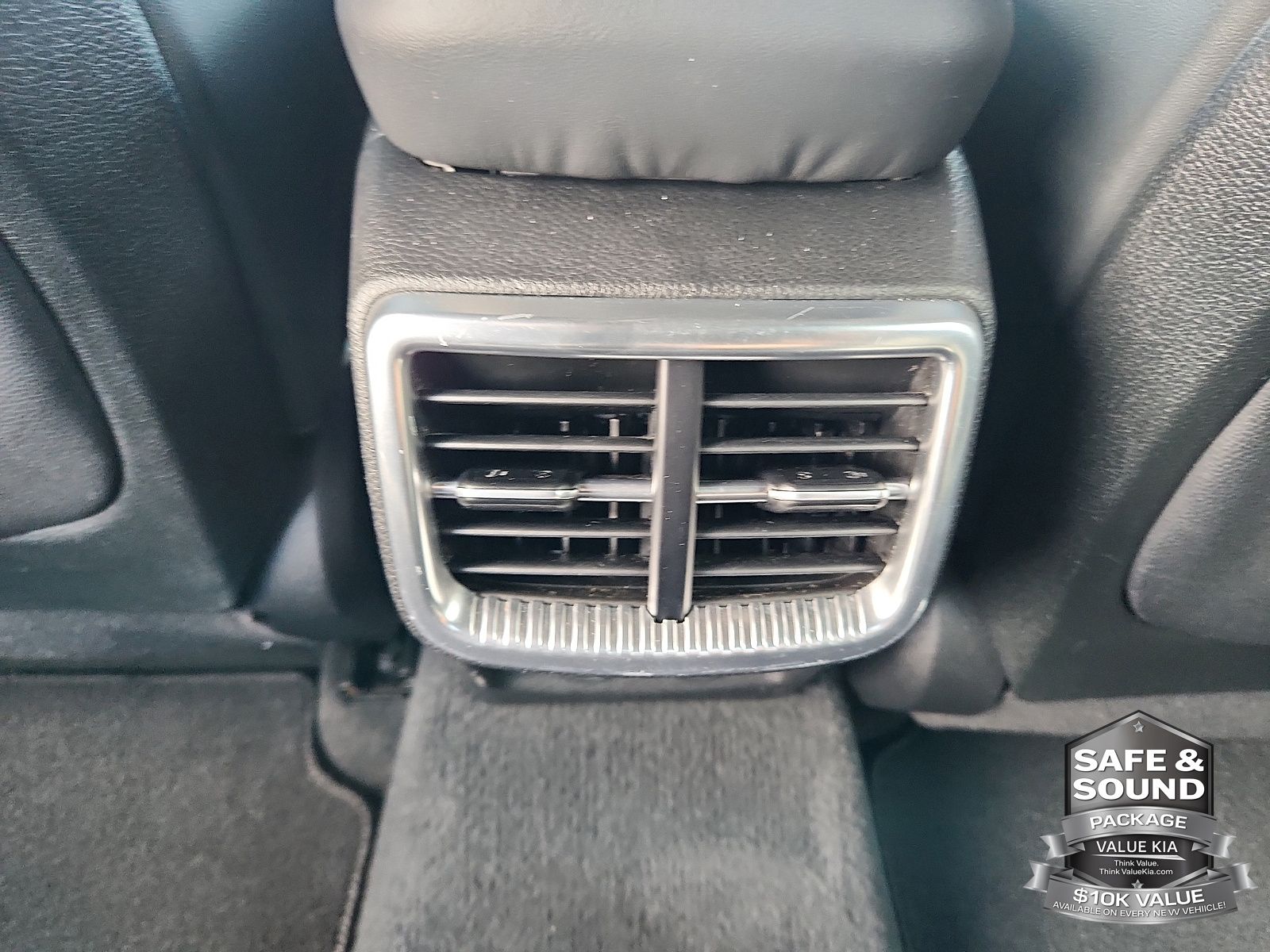 2023 Kia K5 GT - Photo 11