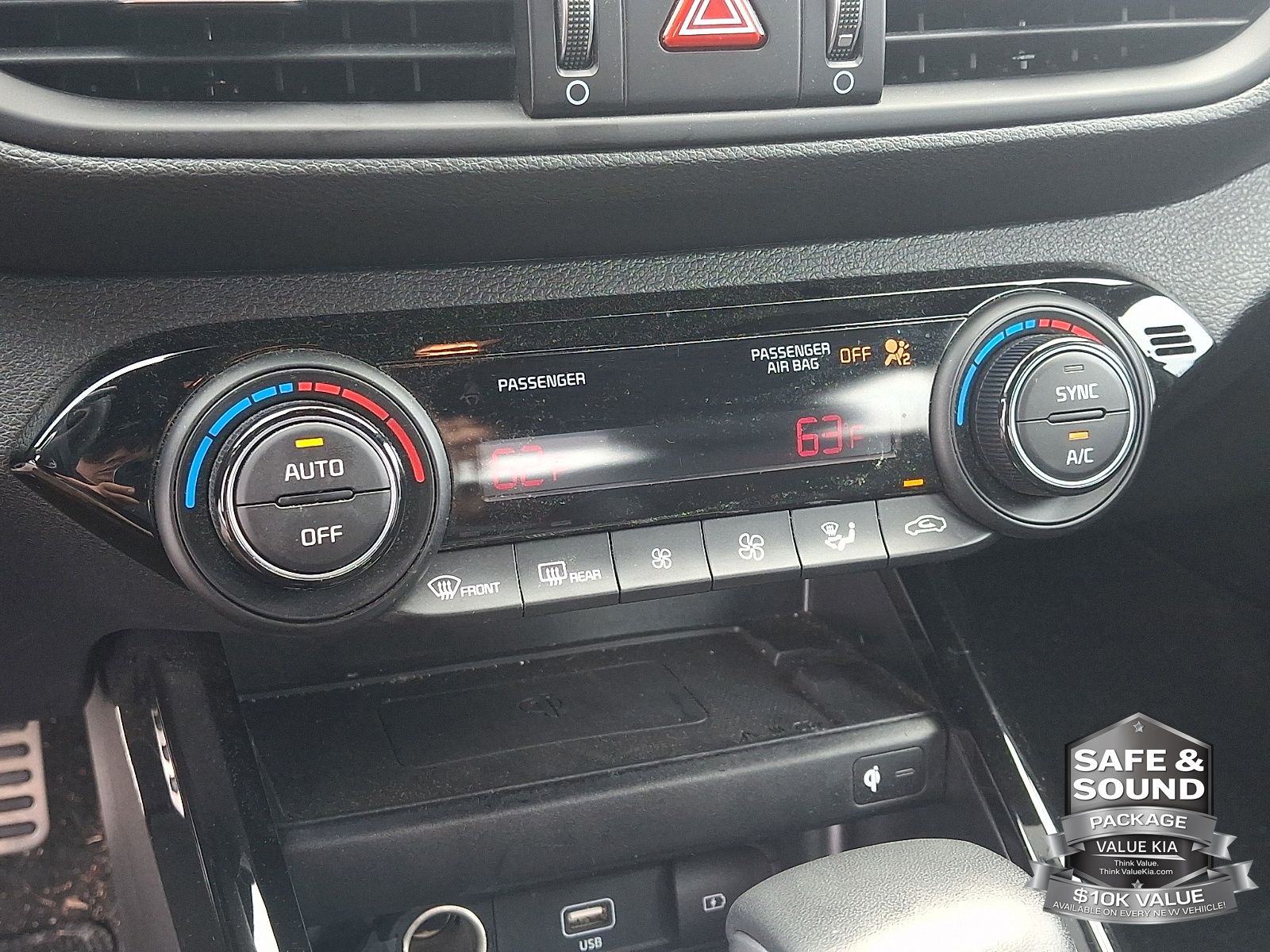 2024 Kia Forte GT - Photo 16