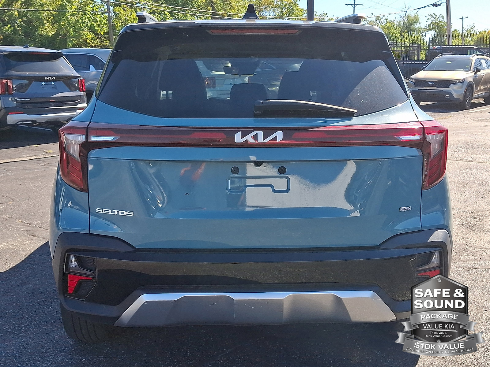 2024 Kia Seltos S - Photo 5