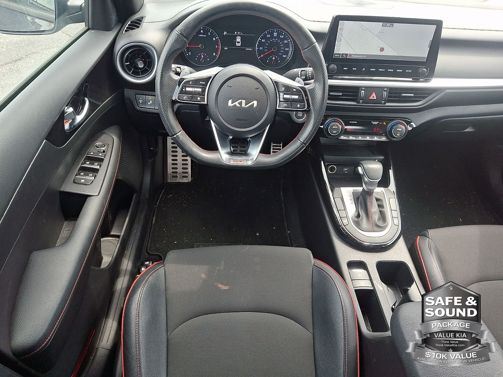 2024 Kia Forte GT - Photo 12